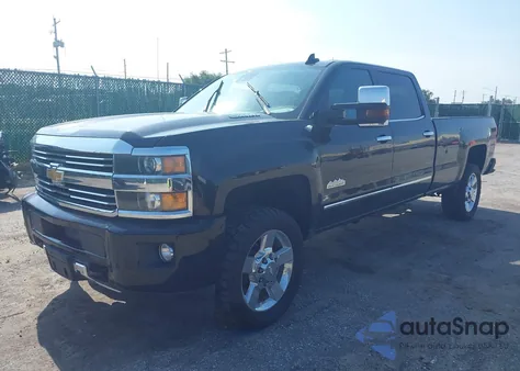 2015 Chevrolet Silverado 2500Hd High Country from USA, damaged, VIN 1GC1KXE86FF572380
